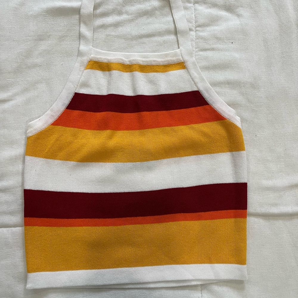 💥💥🌺Cute Striped Crop 🌸NWOT
